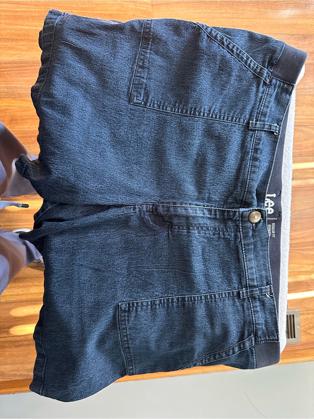 Women’s Lee dark wash shorts
